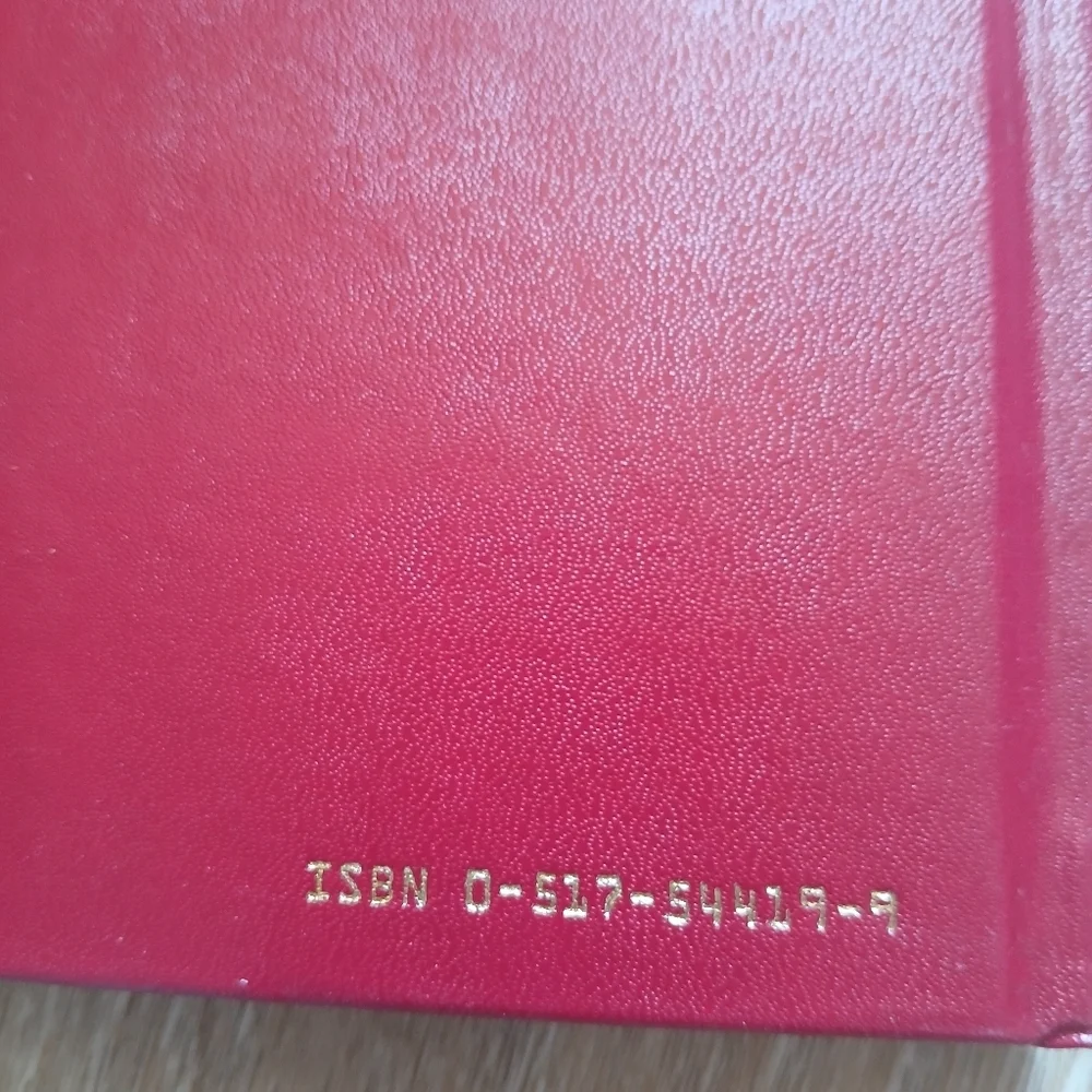 Vintage 80's Entertaining by MARTHA STEWART First Edition 24-30 RED Hardcover